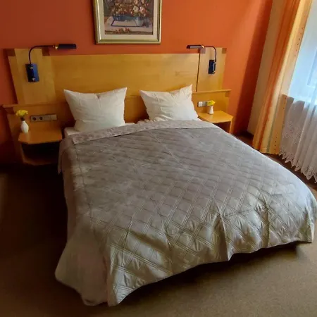 Hotel Freihof 3*