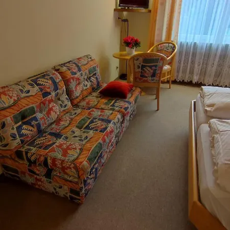 Freihof Szálloda 3*